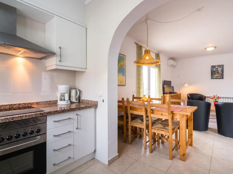 Three-Bedroom Villa image 3