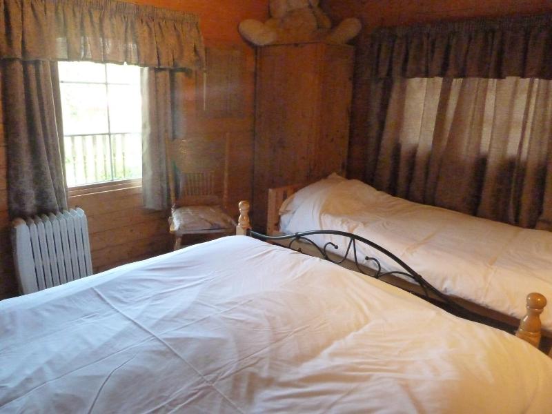 Log Cabin image 3