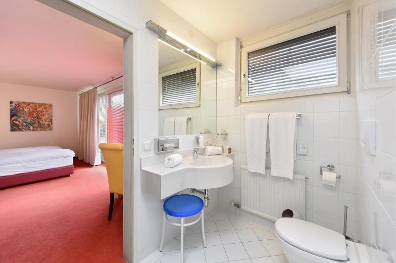 Comfort Double Room with Balcony image 4