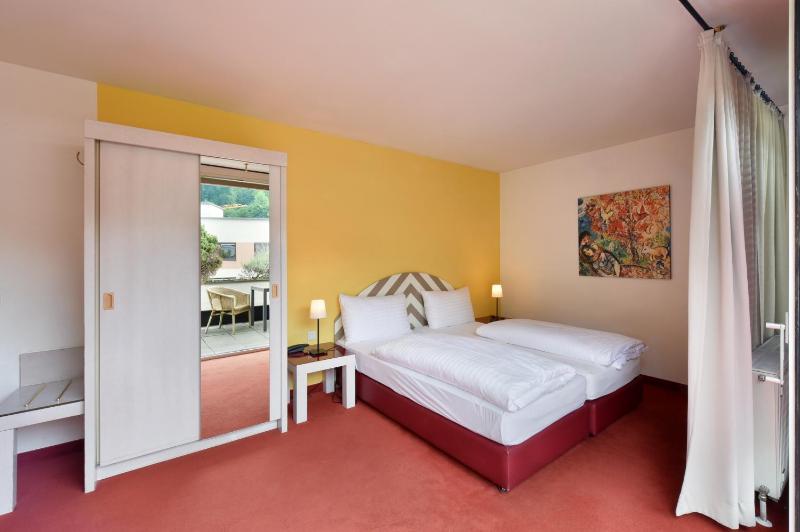 Comfort Double Room with Balcony image 3