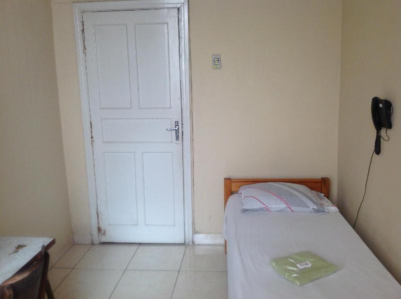 Hotel Chaves - Quartos Individuais - image 7