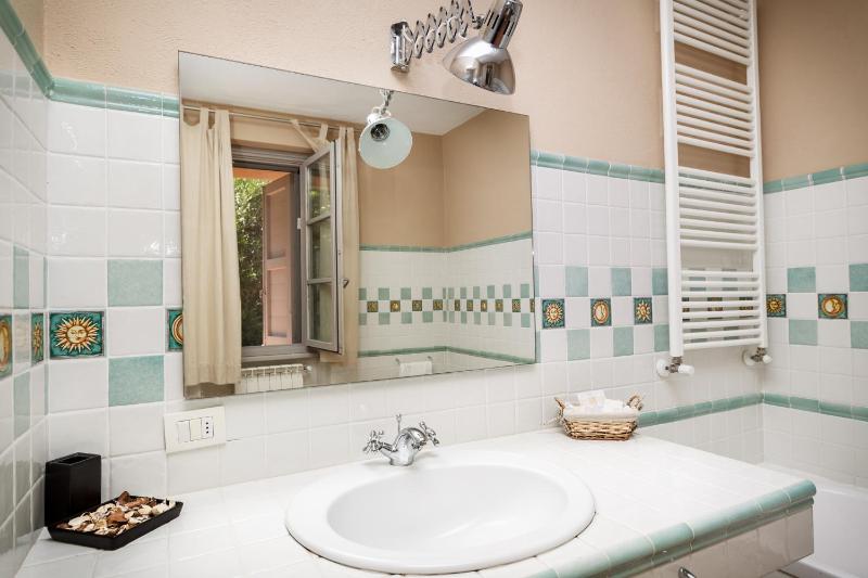 Deluxe Double Room image 1
