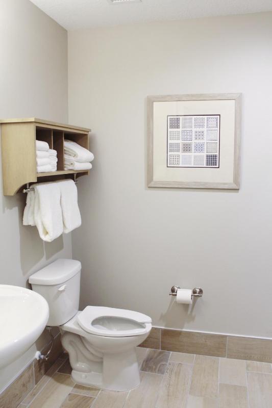King Room image 2
