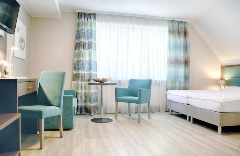 Deluxe Double Room image 4