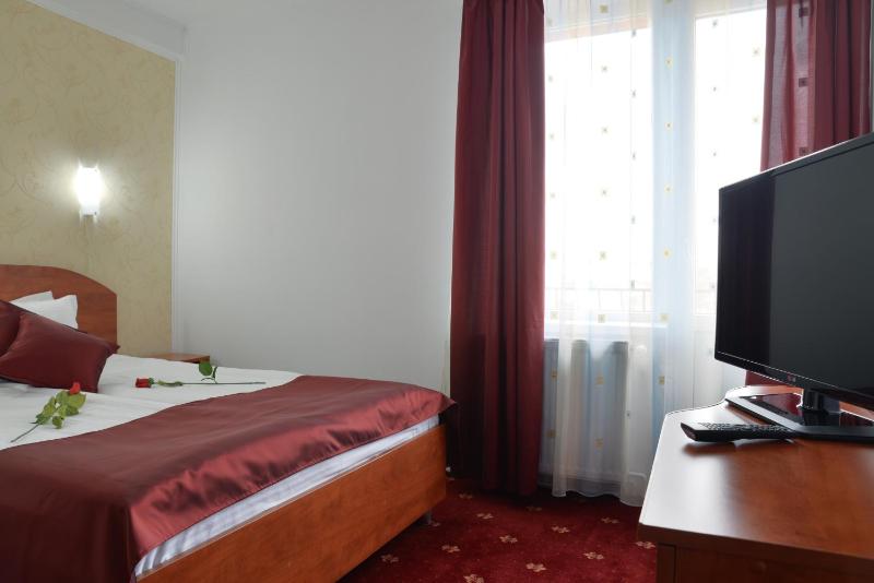 Double Room image 1