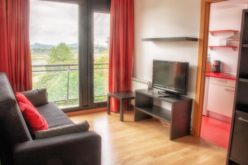 One-Bedroom Apartment with Bay View (2 Adults) image 1