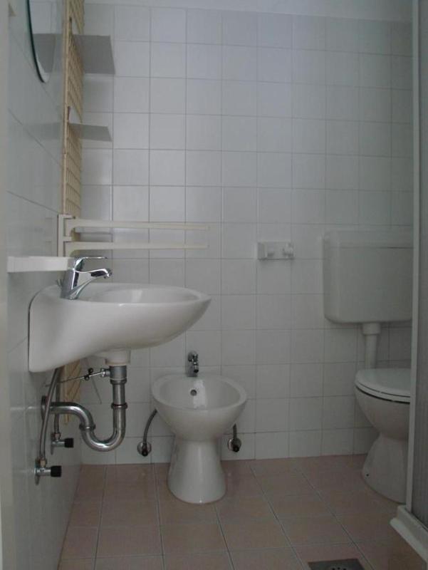 One-Bedroom Apartment with Terrace image 2