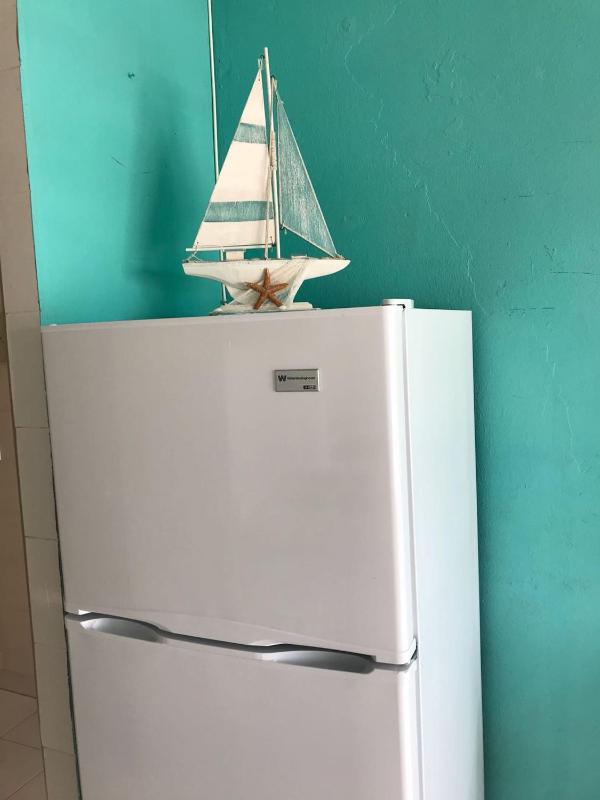 Studio Apartment with Sea View image 4