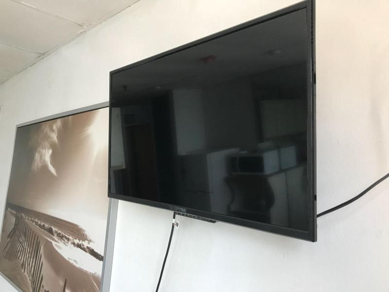 Studio Apartment with Sea View image 2