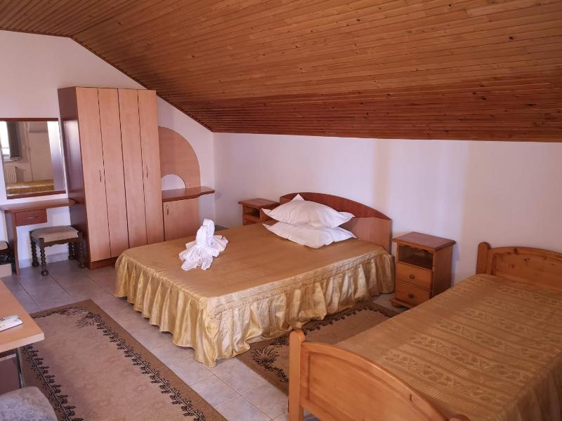 Standard Two-Bedroom Apartment image 3