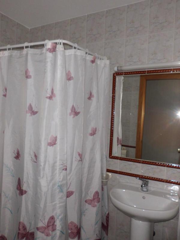 Twin Room Interior image 3