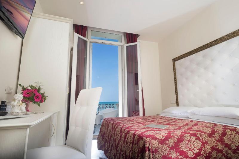 Hotel Lido - image 20