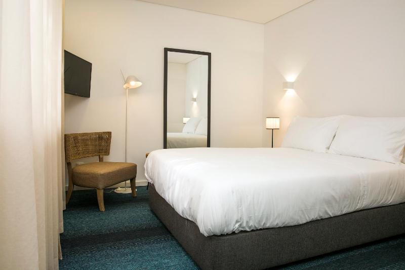 Double Room with Garden View image 1