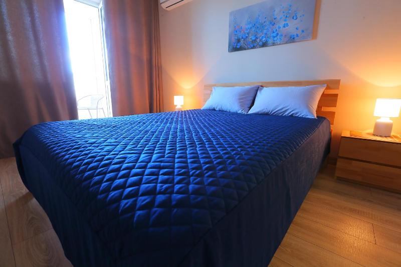 Stylish 2-rooms apartment - image 7