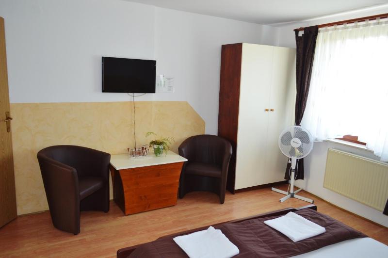 Double Room with Private Bathroom image 3