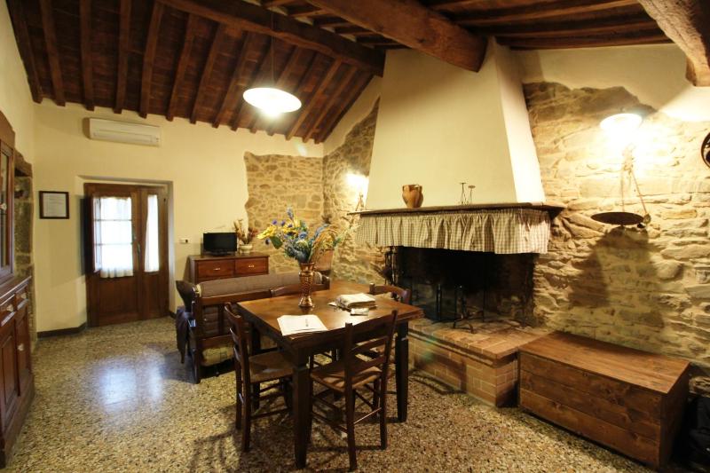 Two-Bedroom Apartment image 4