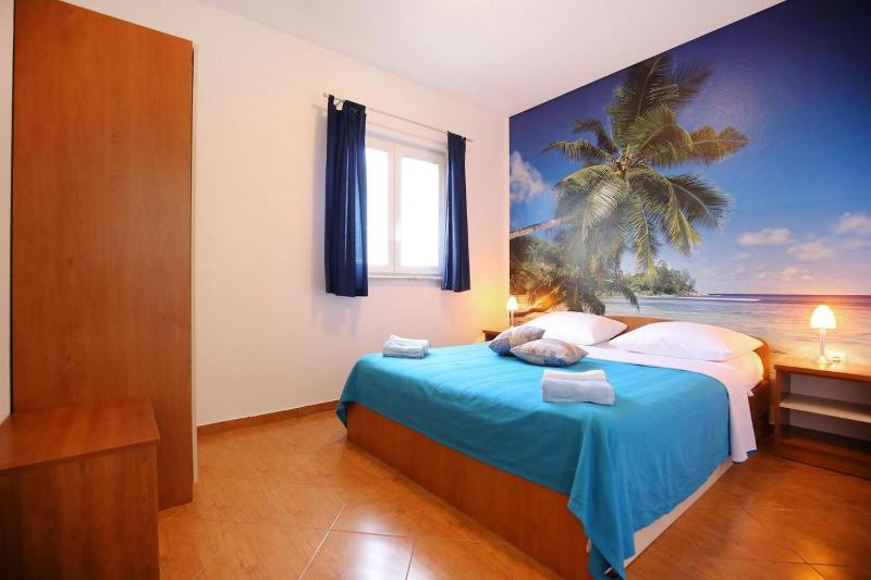 One-Bedroom Apartment with Terrace image 3