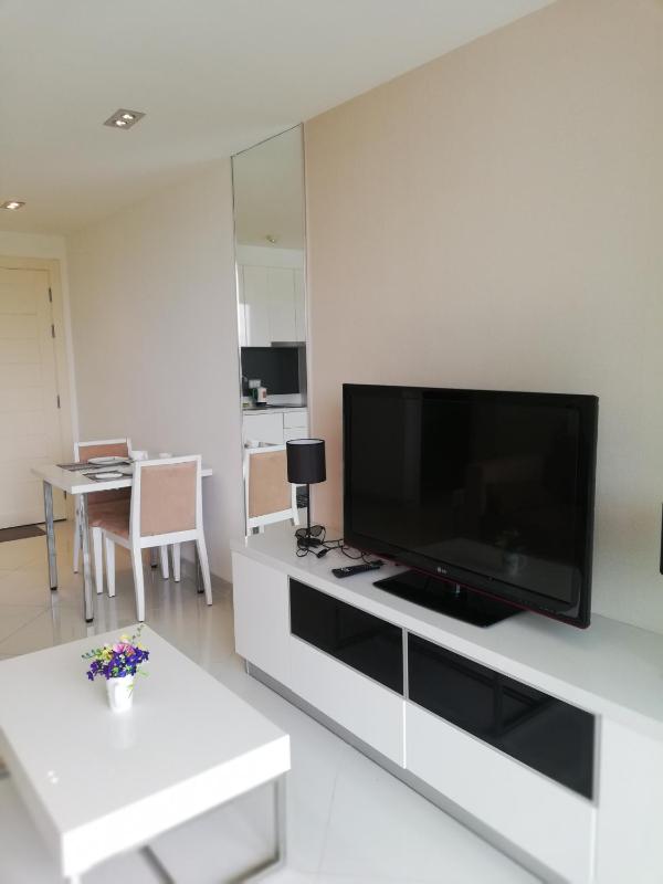 The View Cosy Beach Residence - image 3