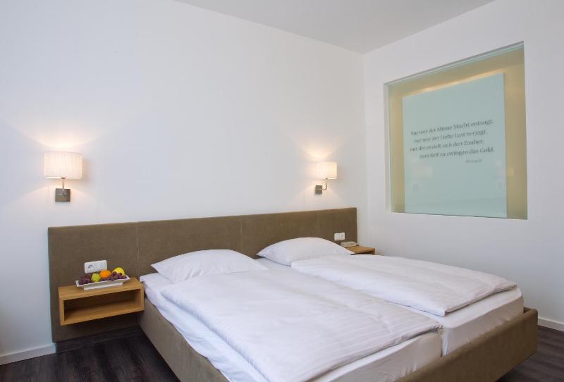 Deluxe Junior Suite image 3