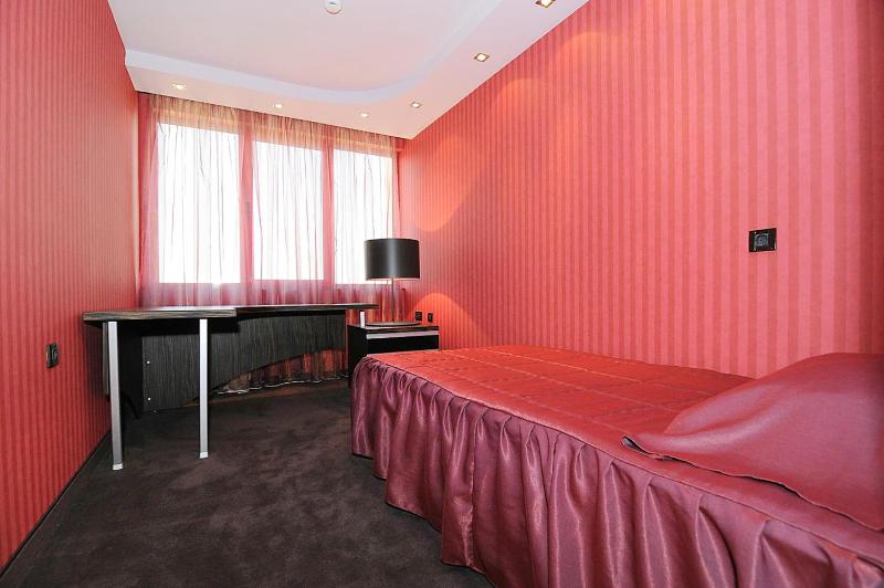 Presidential Suite image 3