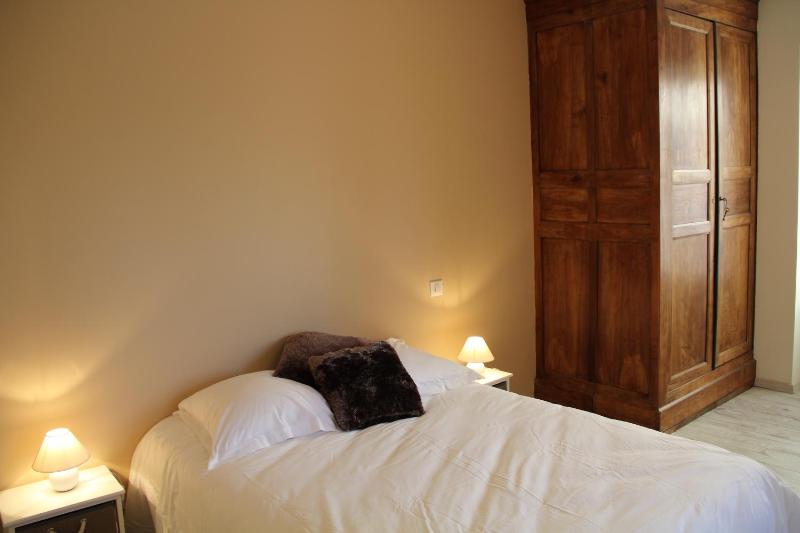 Standard Double Room image 2