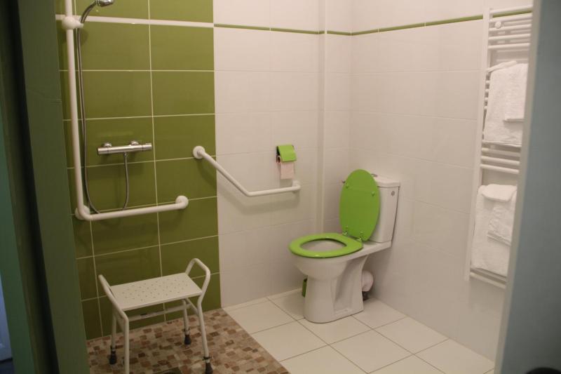 Double Room - Disability Access image 3