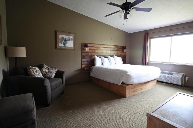 King Suite image 4