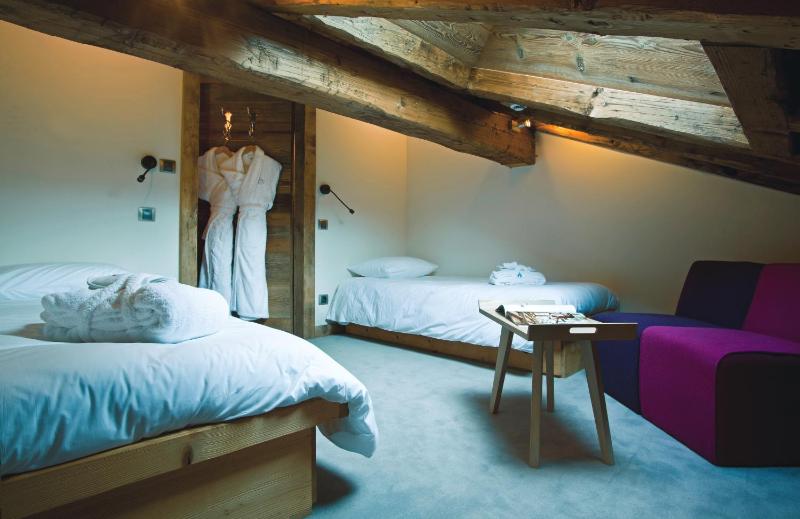 Family Suite (2 Adults + 3 Children) Tapiaz image 2