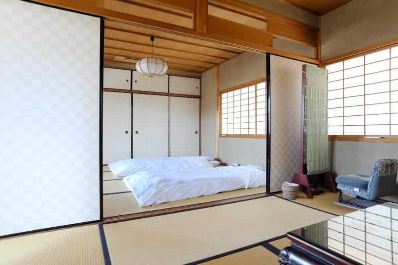Konuka Yakushi Temple House - image 10