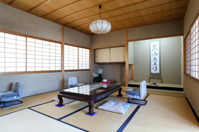 Konuka Yakushi Temple House - image 9