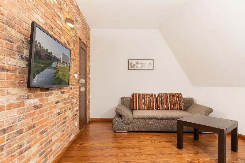 Apartment image 3