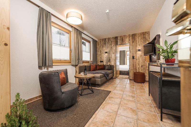 Junior Suite image 4