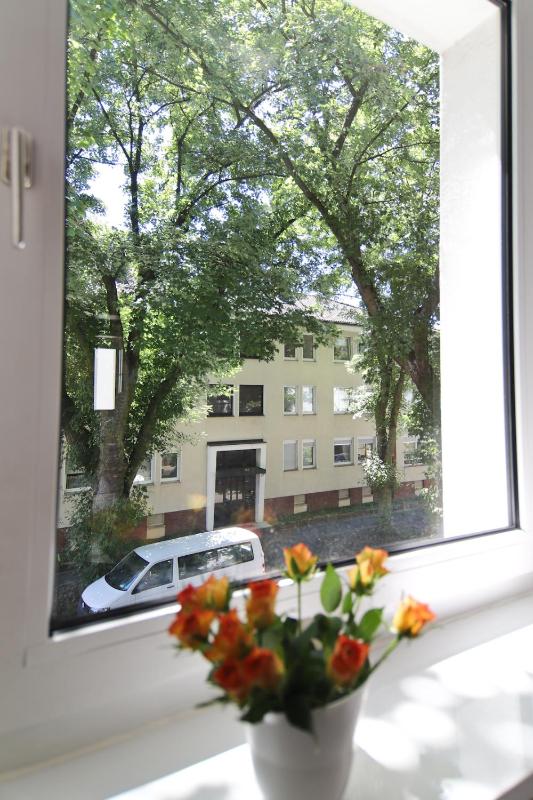 Two-Bedroom Apartment with Garden View image 2