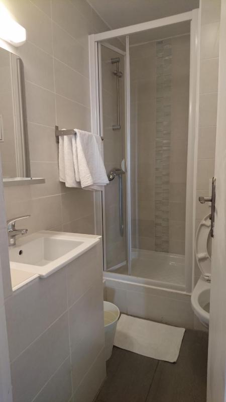Triple Room image 3