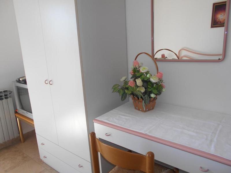 Quadruple Room with Balcony and Sea View image 2