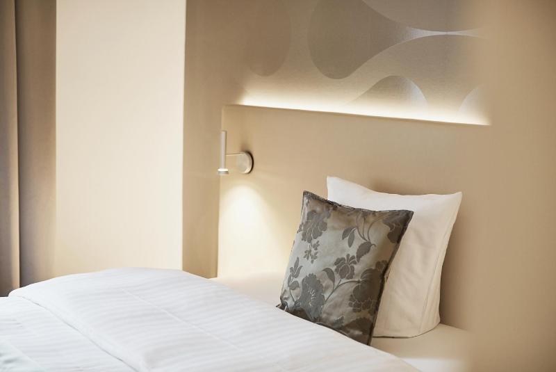 Classic Single Room image 1