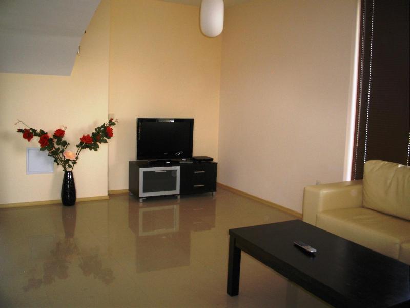 Three-Bedroom Villa (6 Adults + 1 Child) image 3