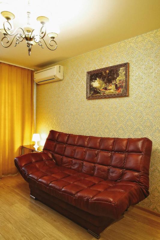 One-Bedroom Apartment image 2