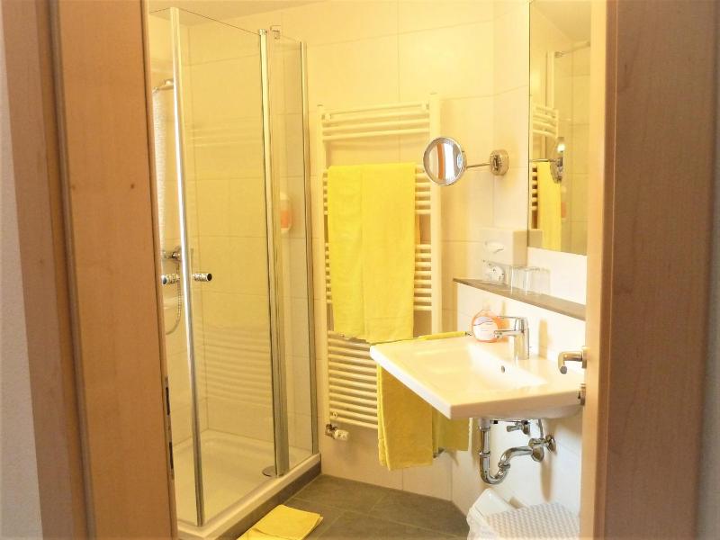 One-Bedroom Apartment with Balcony image 4