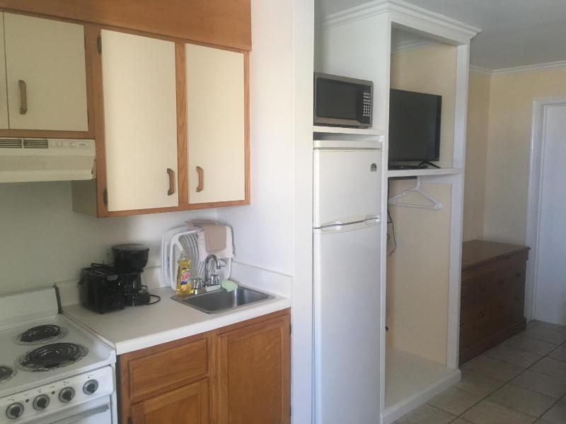 Ocean Cove Motel - image 17