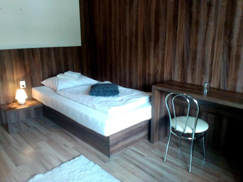 Single Room image 1