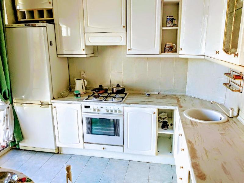 Deluxe Single Room with Balcony image 1