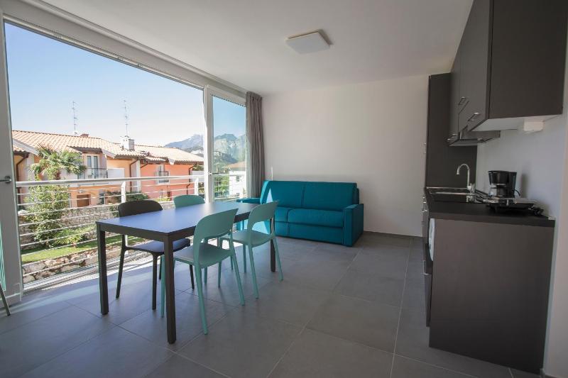 Apartment with Garden View image 4