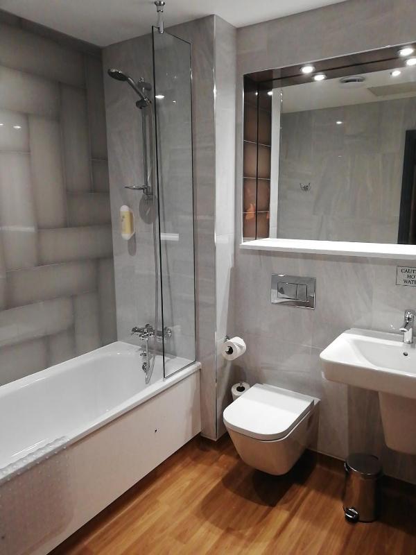 Double or Twin Room image 3