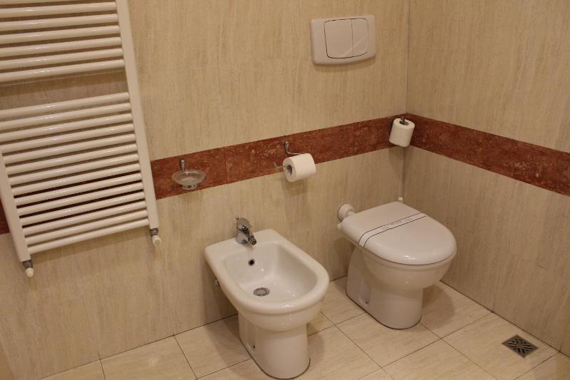 Superior Double Room image 3