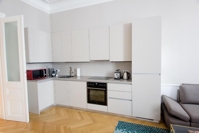 Studio Apartments Urania - Mai's Apartments - image 12