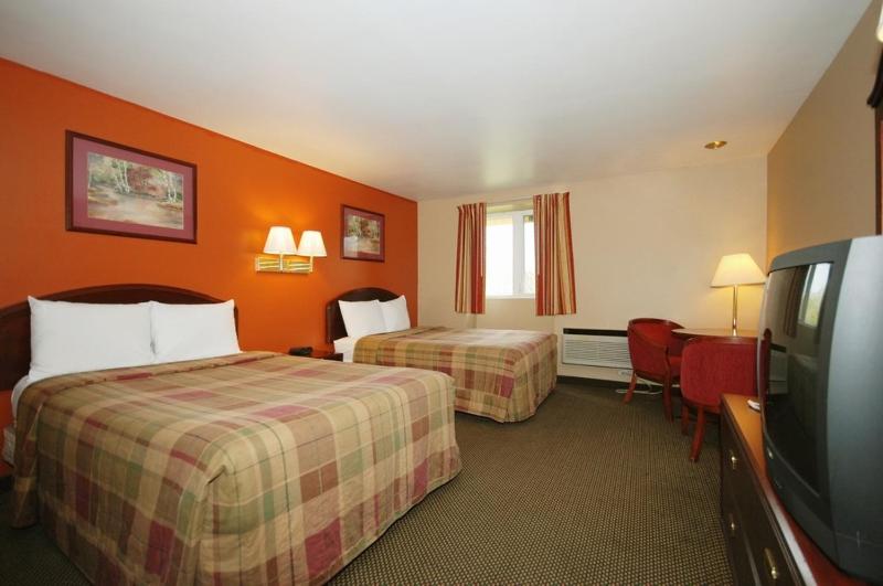 Double Room with Two Double Beds - Smoking image 3