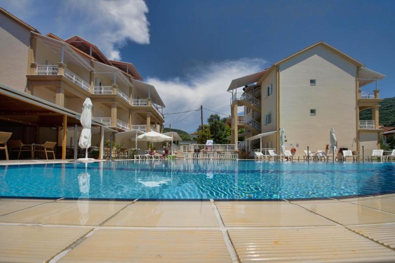 Elena Hotel - image 33