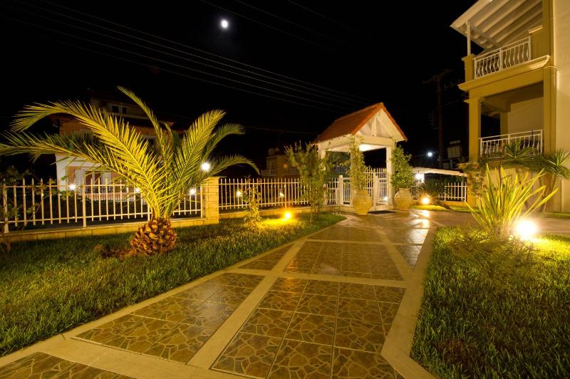 Elena Hotel - image 18