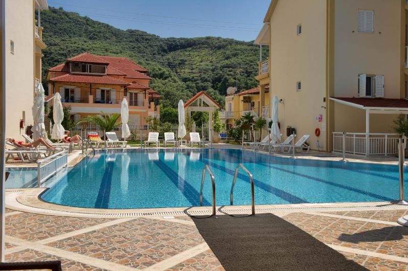 Elena Hotel - image 29